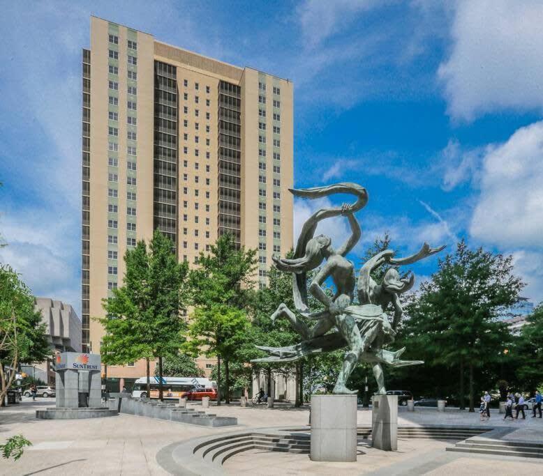 Hébergement de vacances Entire Condo! Downtown! 24 Concierge! Pt9b